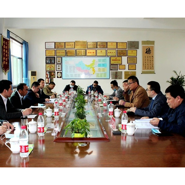 四川省知識產(chǎn)權(quán)管理局領(lǐng)導(dǎo)蒞臨醫(yī)用制氧設(shè)備品牌企業(yè)聯(lián)幫醫(yī)療調(diào)研考察