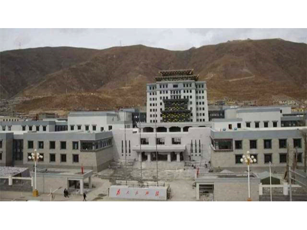 玉樹(shù)州行政中心 | 高原彌散制氧室內(nèi)供氧建設(shè)項(xiàng)目