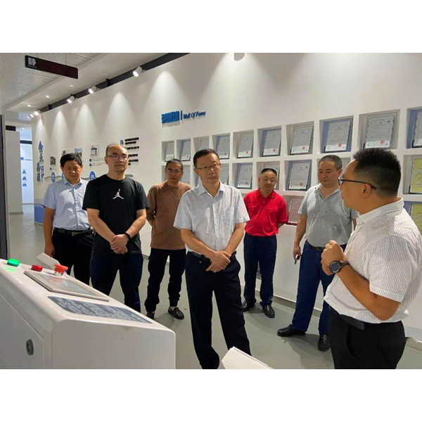 【雙流商態(tài)】新疆建設(shè)兵團(tuán)第二師鐵門關(guān)市商務(wù)考察組來我會(huì)友好交流